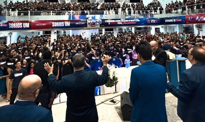 Congresso “Centrados em Cristo” reúne 3 mil jovens