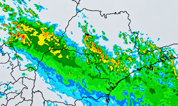 Divulgador alerta para chuvas fortes em SP e pede cautela diante de temor de tornados