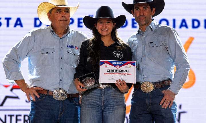 Hanyelle Alves é campeã do Breakaway em Barretos