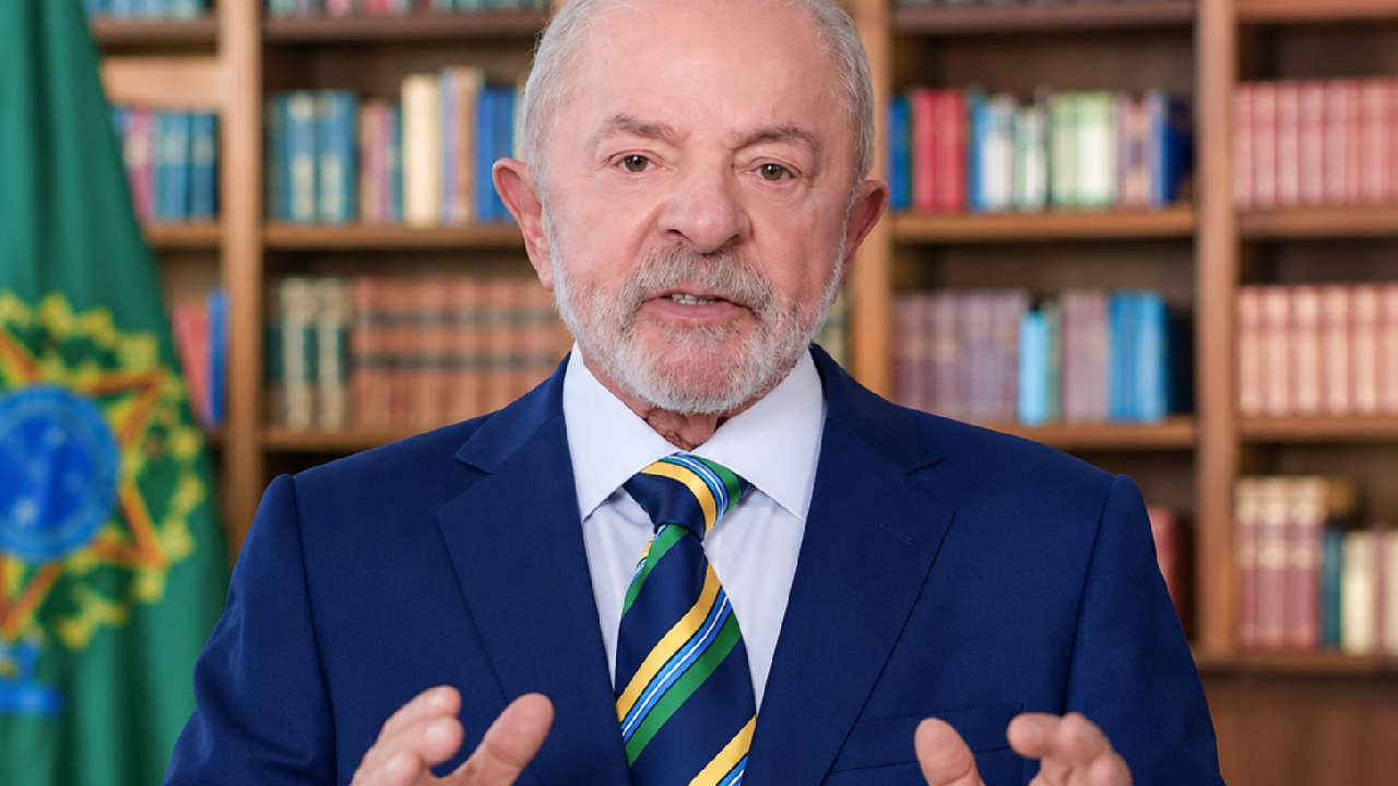 Lula defende soberania no 7 de Setembro