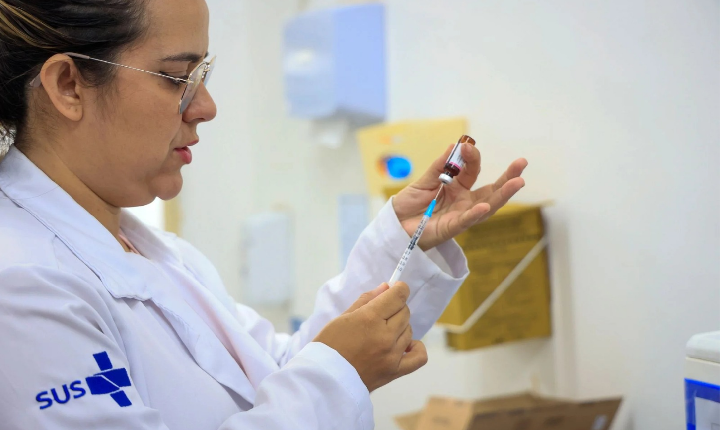 Multivacinação segue em SP até 1º de setembro