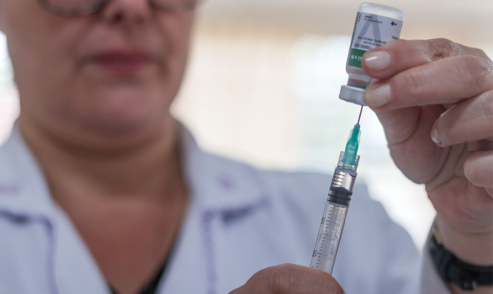 Vacinação contra a gripe é ampliada para toda a população a partir desta segunda-feira
