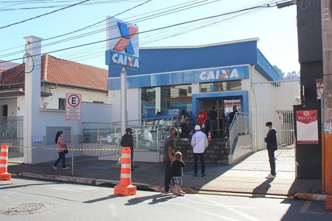 Caixa libera abono do PIS/Pasep para trabalhadores nascidos em março