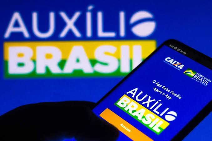 Caixa paga Auxílio Brasil a beneficiários com NIS final 6