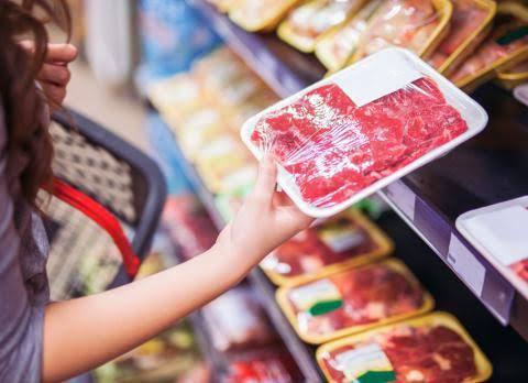 Carne bovina tem alta de 133% acima da inflação, aponta estudo