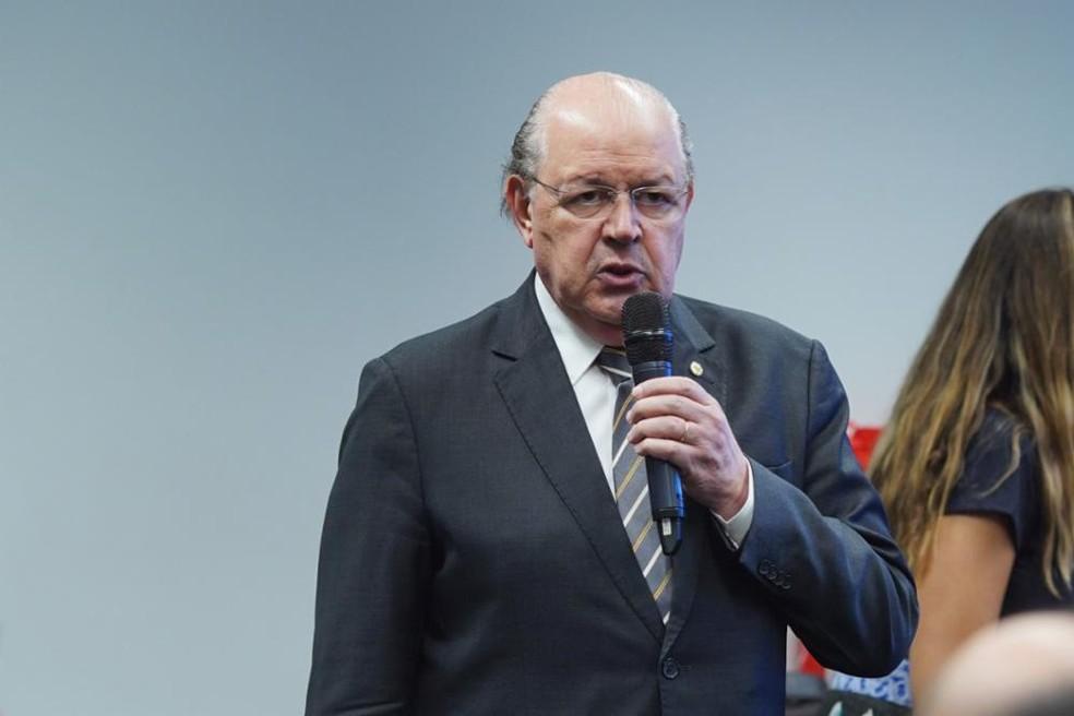 Luiz Carlos Hauly afirma que Brasil vai crescer 9% ao ano após reforma tributária