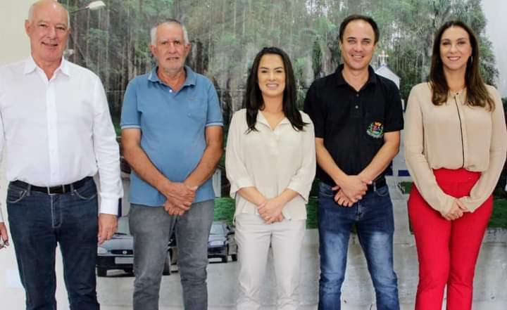 Deputados da região visitam o executivo Municipal e anunciam 400 mil para saúde