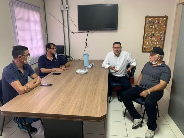Deputado Federal Vitor Lippi  esteve na Santa Casa de Piedade na tarde desta terça-feira (5)