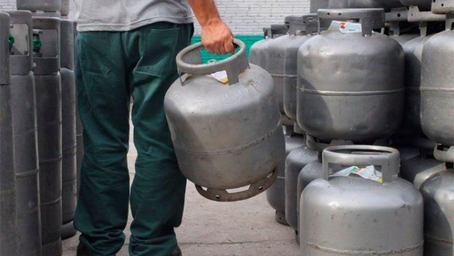 Petrobras anuncia redução no preço do gás de cozinha