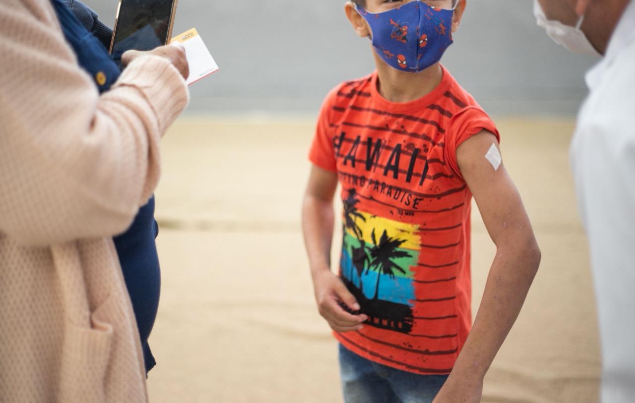 Vacinação contra Covid-19 atende público infantil nesta terça (26)
