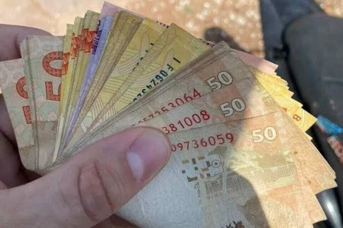 Última parcela de agosto do Auxílio Brasil é paga hoje