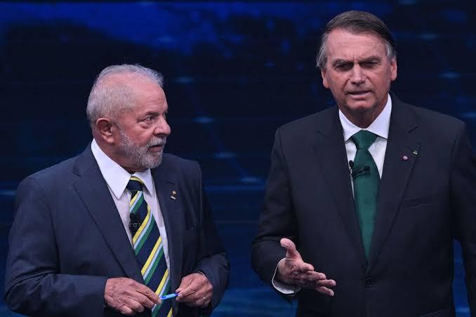 Instituto Veritá: Bolsonaro tem 48,7% no segundo turno, e Lula, 46,4%