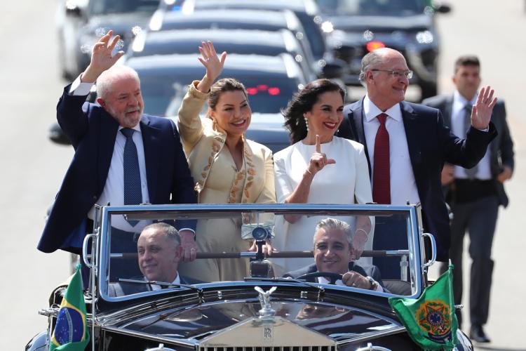 Governo Lula toma posse em Brasília