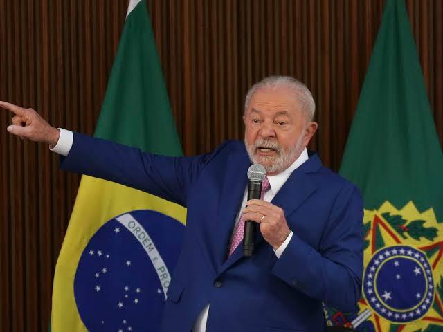 Lula defende regulamentação internacional contra fake news em carta enviada à Unesco