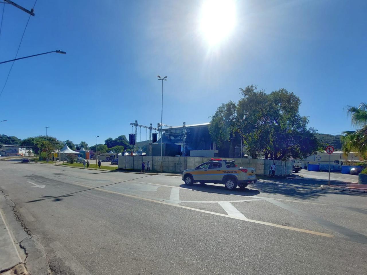 Mudança de fluxo no trânsito na região da rodoviária por conta das festividades de aniversário de Piedade
