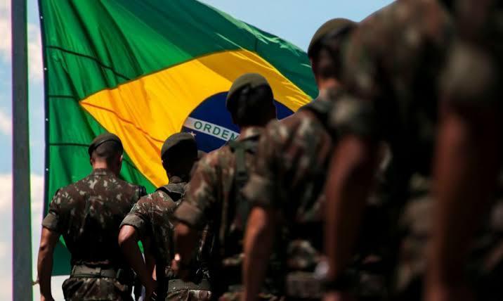 Jovens brasileiros do sexo masculino devem realizar Alistamento Militar até 30 de junho