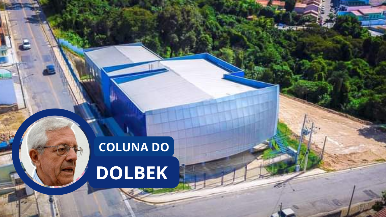 Transformar a Câmara num espaço realmente público