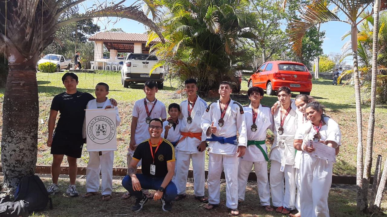 Associação de Judô de Piedadense Brilha no Inter Regional
