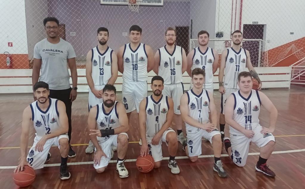 Equipe de Basquete de Piedade Domina Duelo na Liga Desportiva Paulista