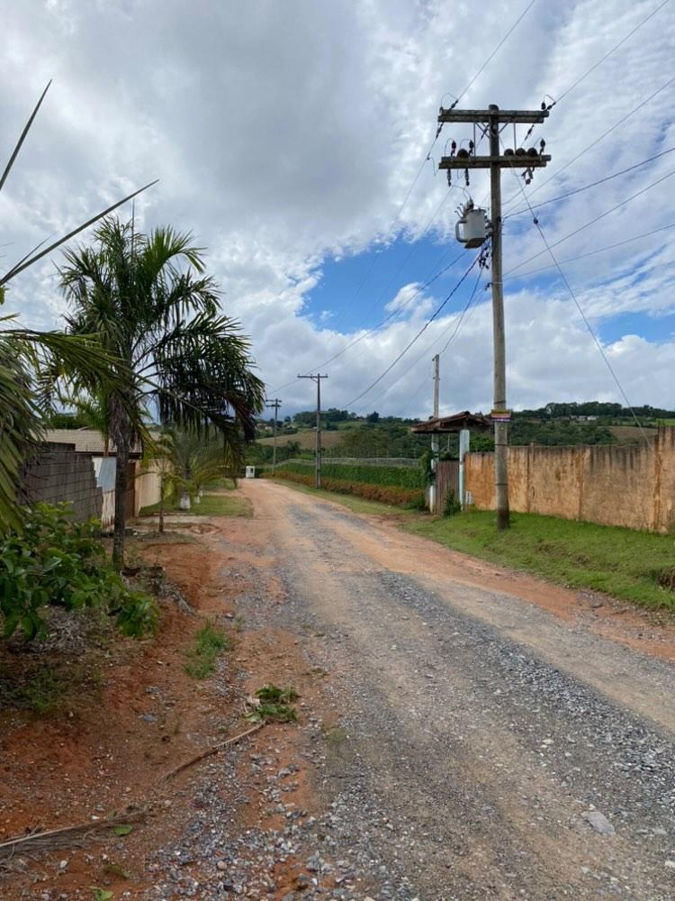Moradores de Ortiz sofrem com falta de energia após tempestade