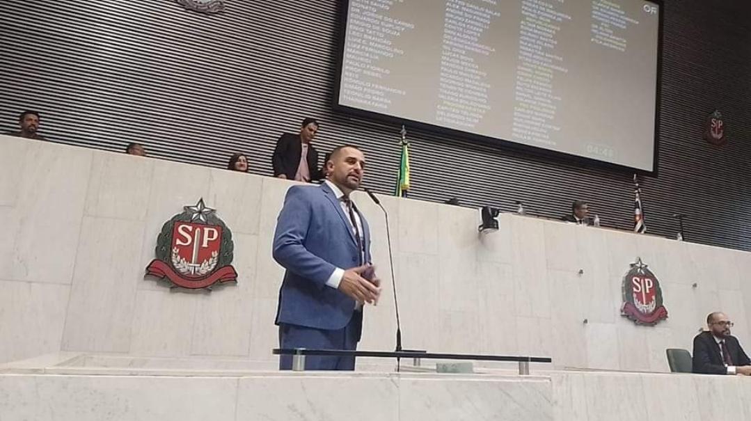 Deputado Estadual Vitão do Cachorrão é vítima de seqüestro relâmpago