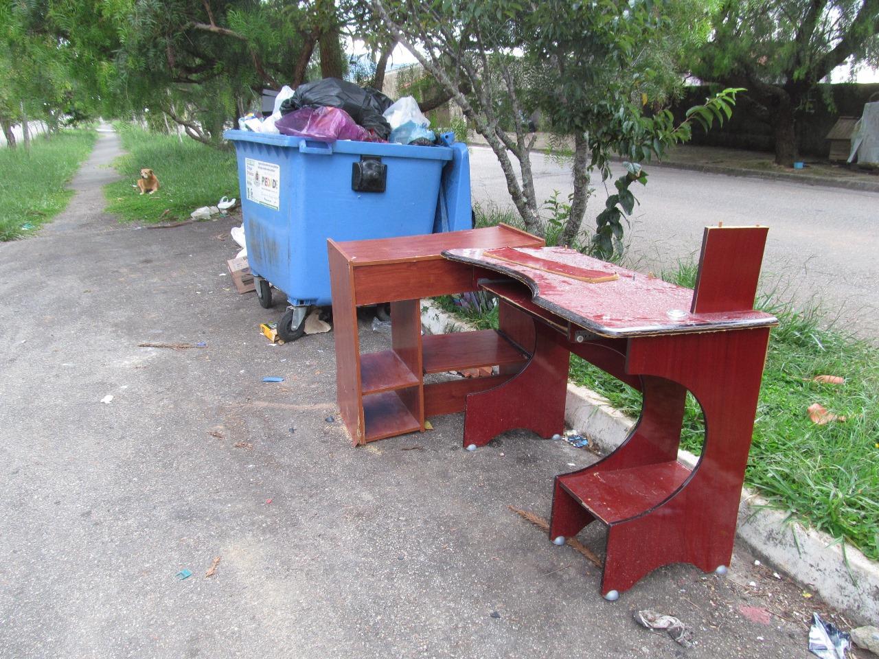 Coluna do Doubek: Um dos problemas graves da cidade é o lixo