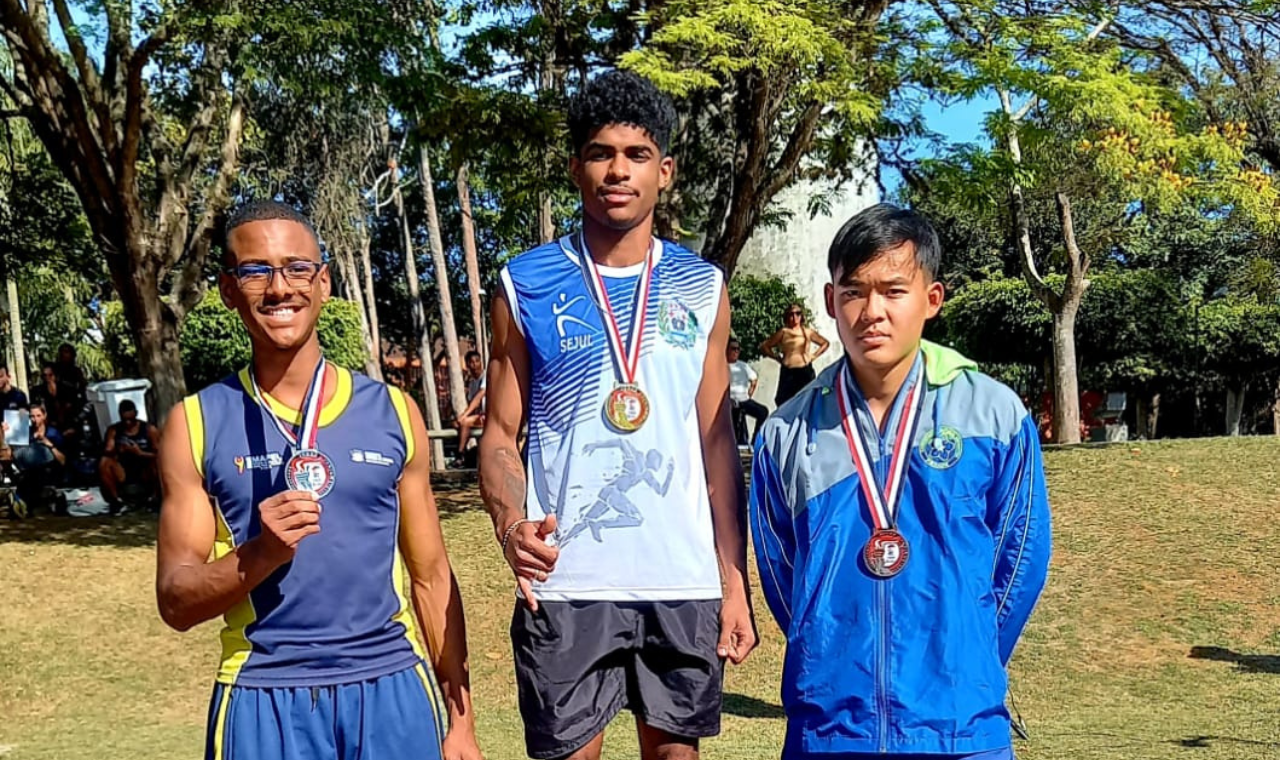 Vitor Shimizu conquista terceiro lugar no salto em altura nos Jogos Regionais