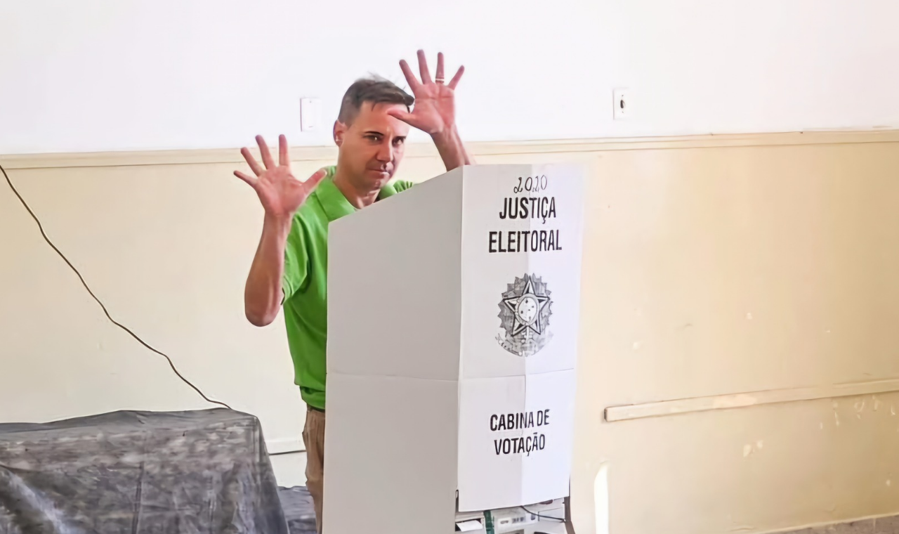 Candidato a prefeito Geraldinho (PSD) vota na manhã de hoje