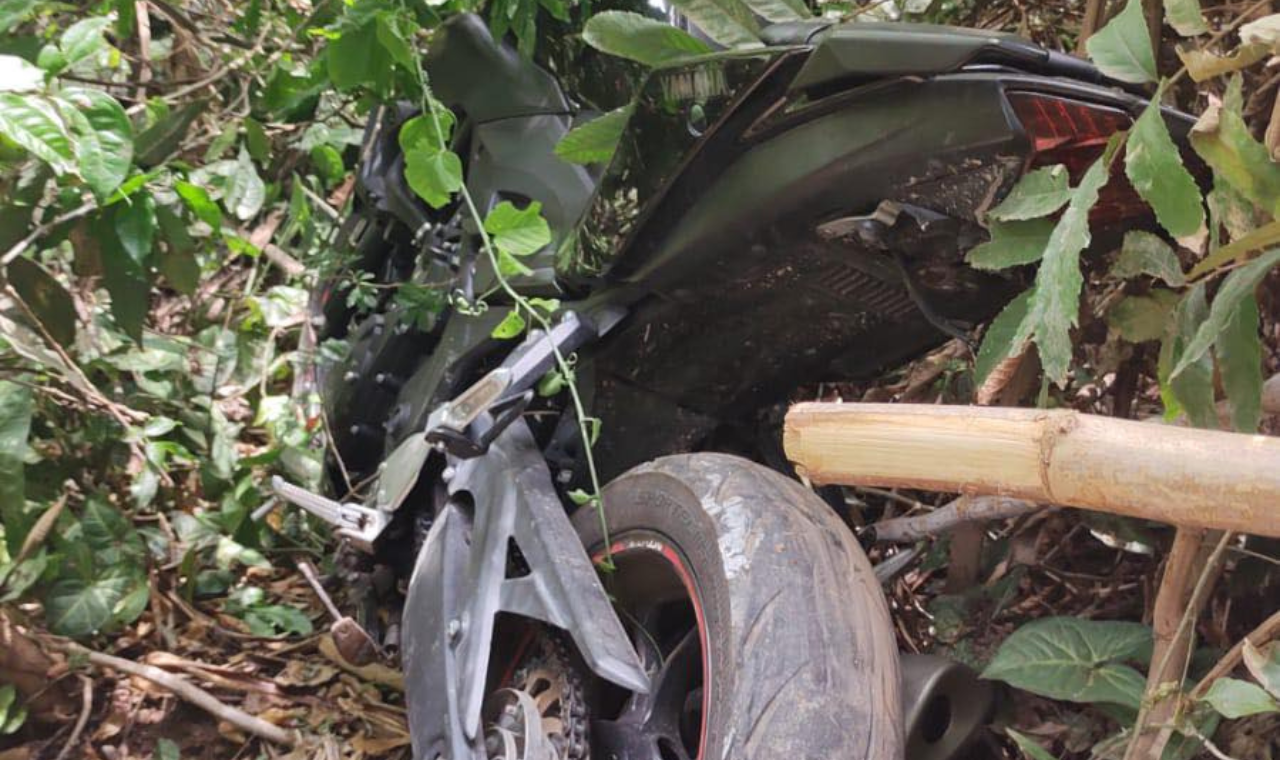 GCM recebe denúncia anônima e encontra motocicleta furtada