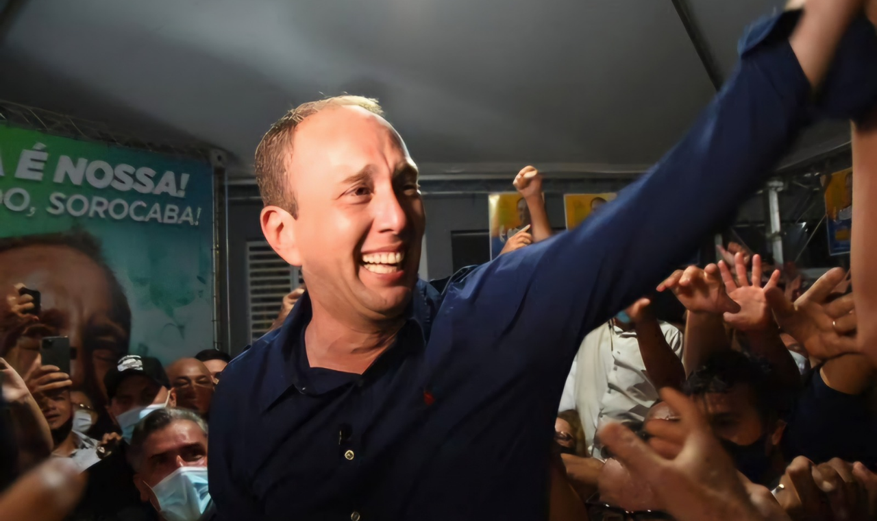 Rodrigo Manga é reeleito prefeito de Sorocaba com 73,75% dos votos válidos