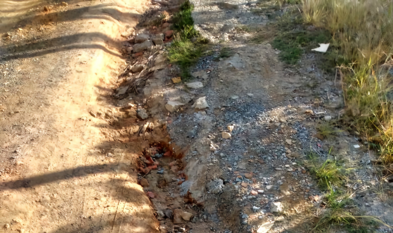 Moradores do Barreiro cobram melhorias em estrada