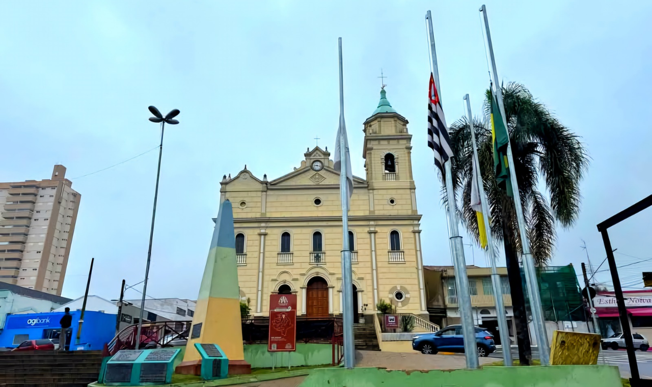 Piedade decreta luto oficial de sete dias pela morte do Papa Francisco