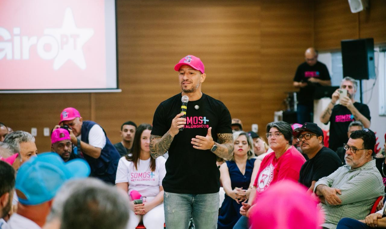 Leandro Soares e diretor de Habitação se reúnem no SMetal nesta terça (3)