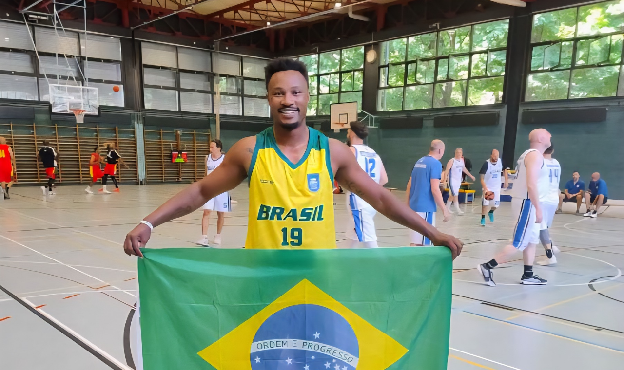 Fernando Vera comemora vitória e vaga entre os 8 do mundo