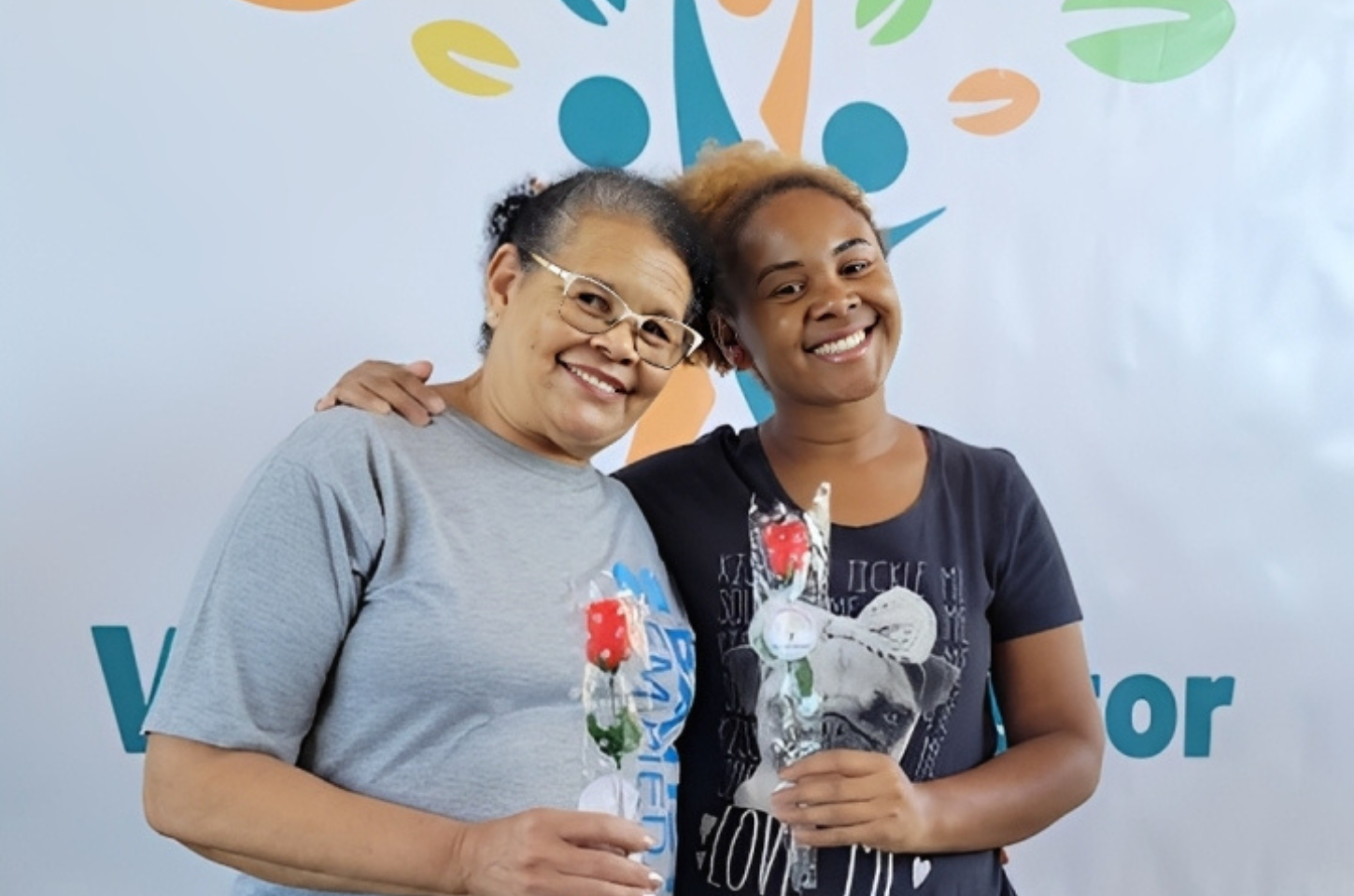 Café Comunitário celebra o Dia das Mães na ONG Vila Bom Pastor