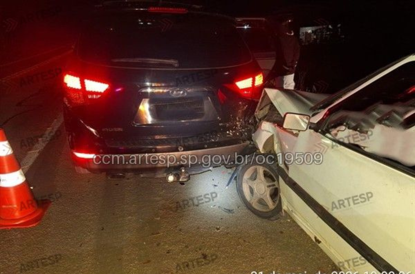 Motorista morre após colisão entre Uno e SUV na SP-079, em Piedade