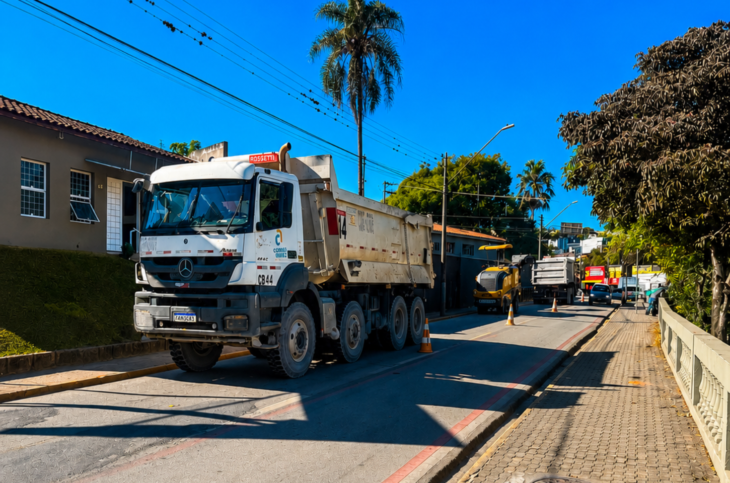 Recape na Marginal de Piedade altera o trânsito