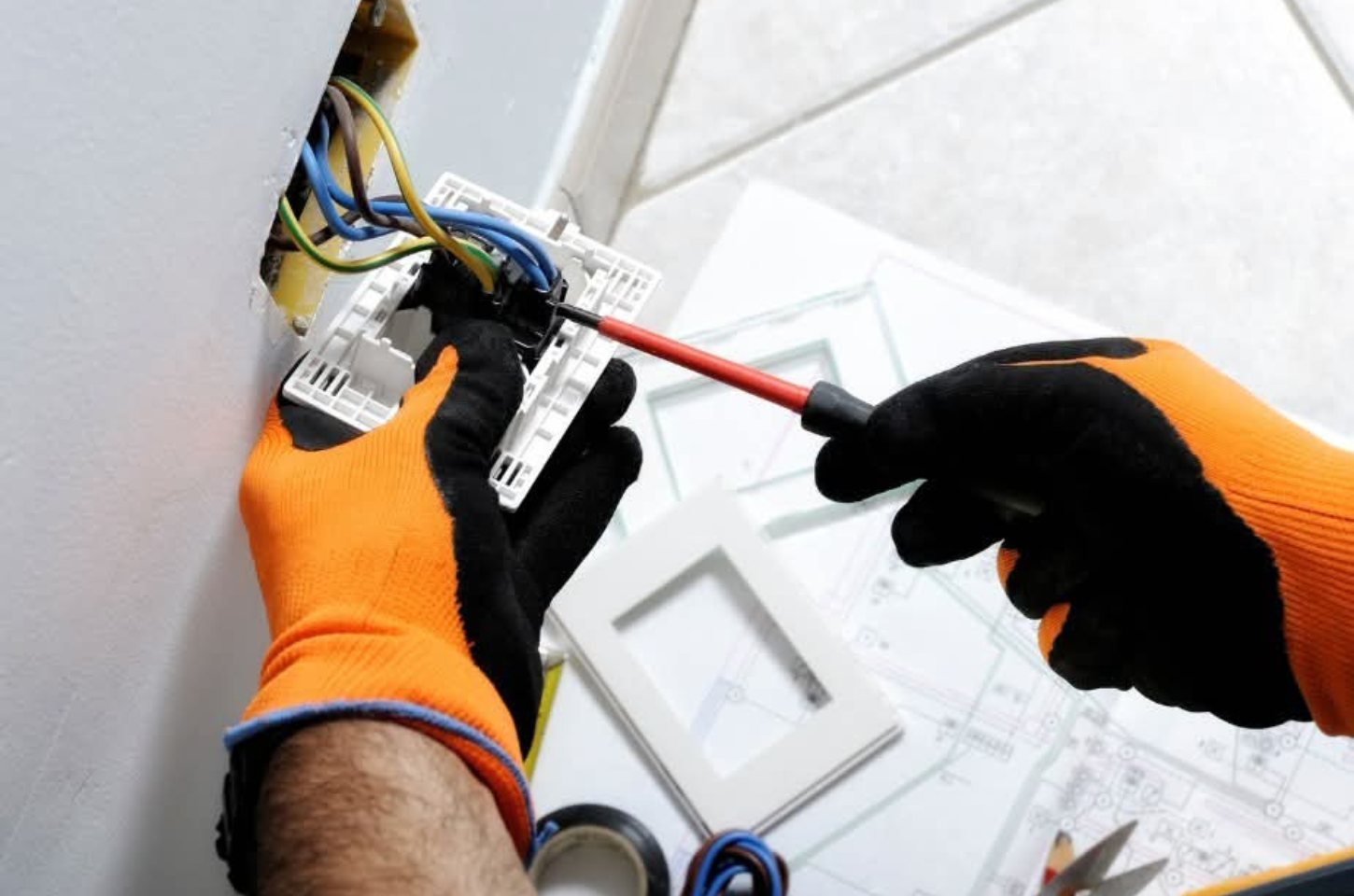 Inscrições para curso gratuito de instalações elétricas seguem até 28 de agosto