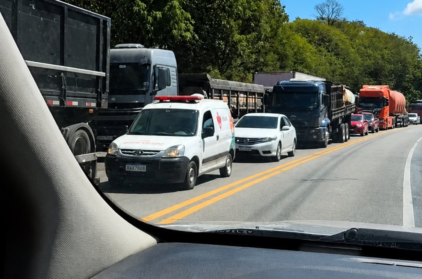 Presidente da Câmara de Piedade critica longa paralisação na SP-79