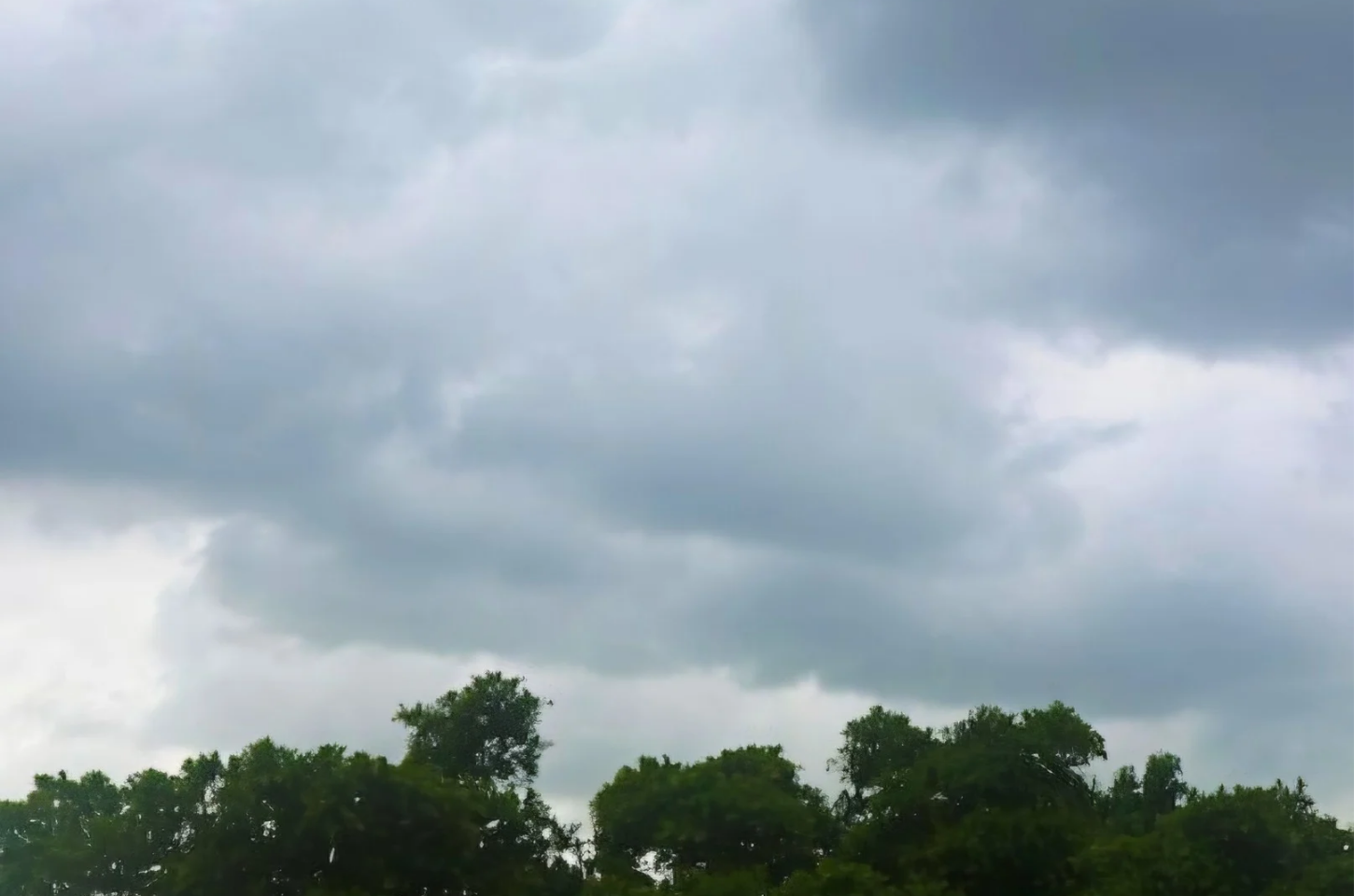 Piedade deve ter segunda-feira chuvosa e temperaturas baixas