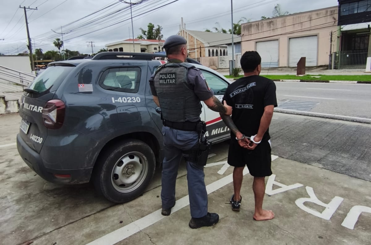 Suspeito é preso após invasão de residência e perseguição policial em Piedade