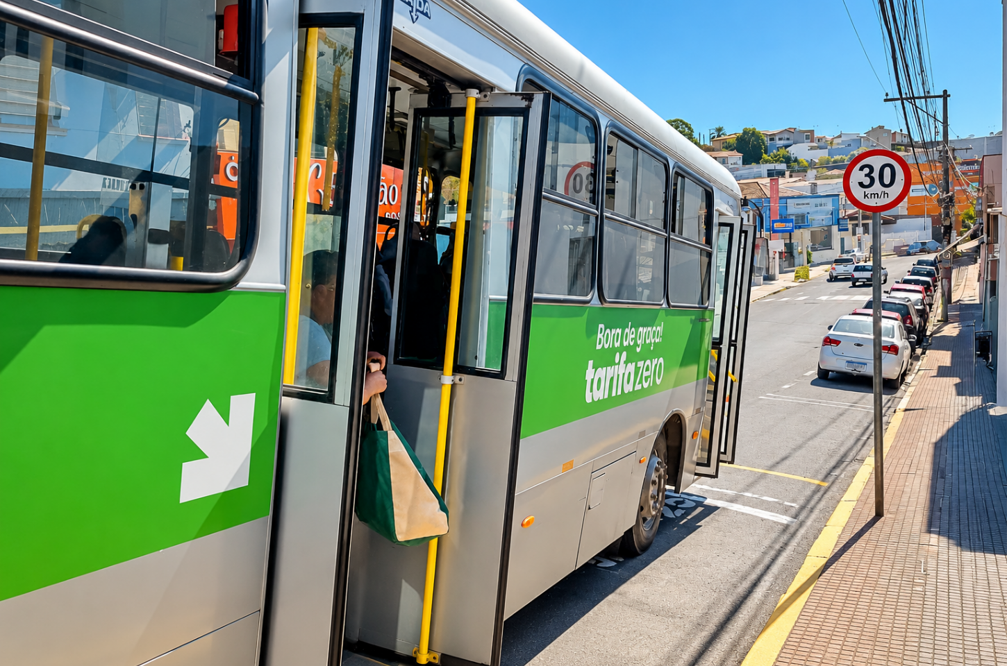 Ônibus terão horários especiais e linhas extras no domingo