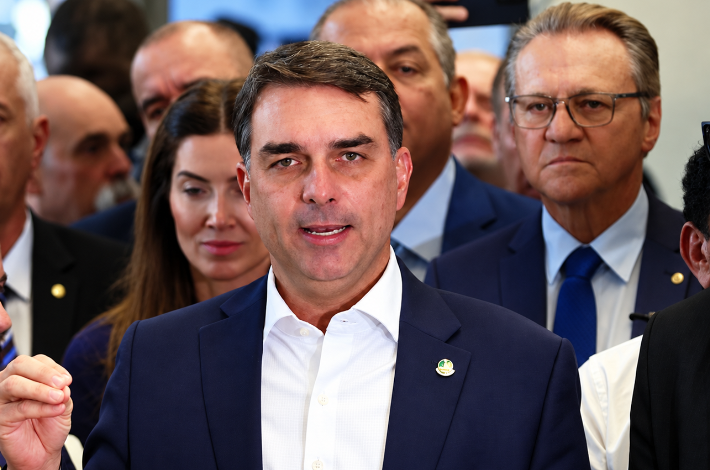 PF: Flávio não é foragido nem alvo de mandado de prisão